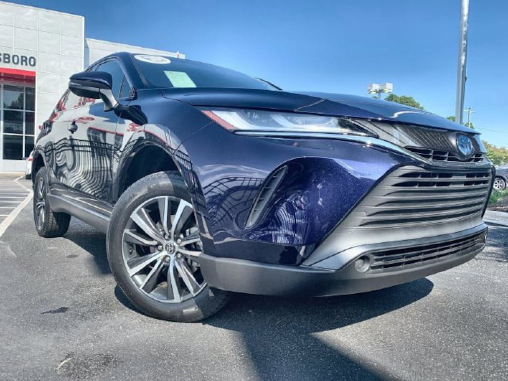 Used 2023 Toyota Venza LE Sport Utility