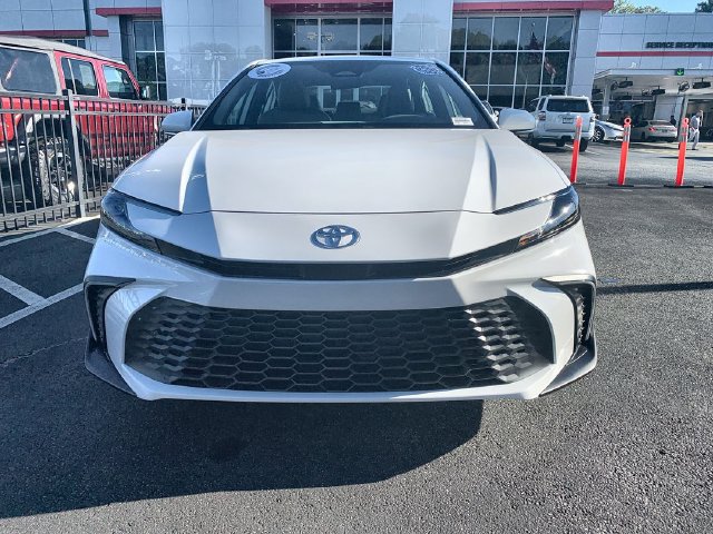 Used 2026 Toyota Camry SE Sedan