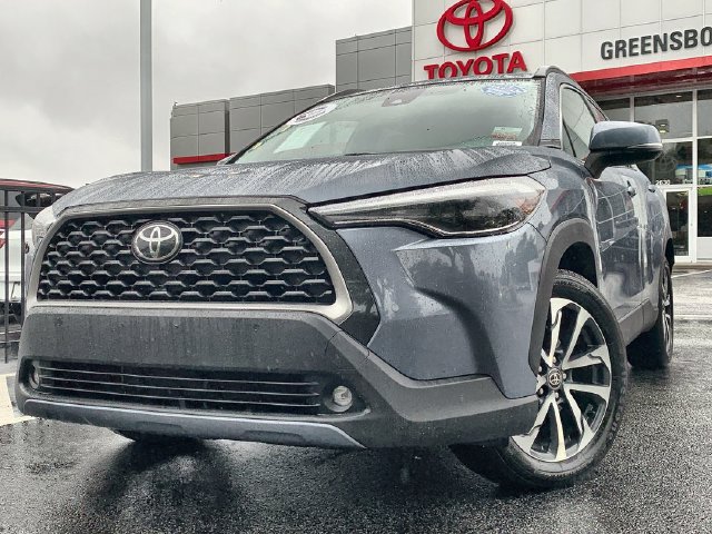 2022 Toyota Corolla Cross XLE