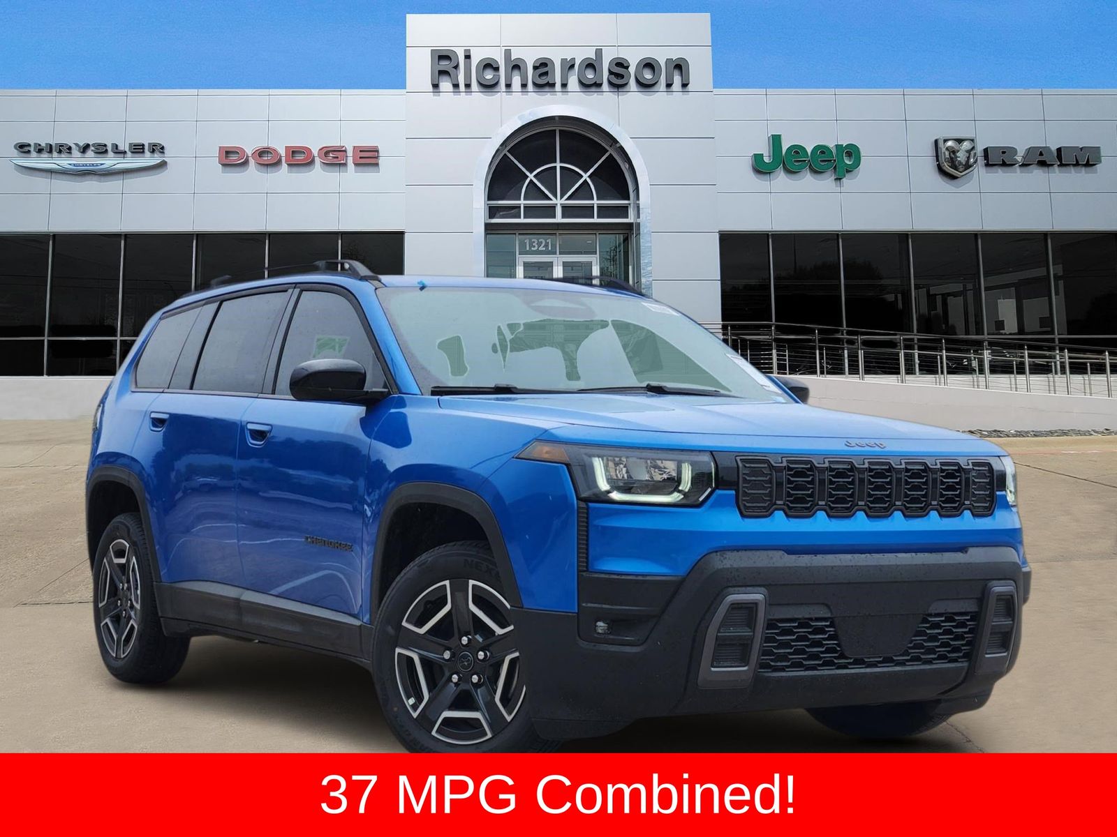 2026 Jeep Cherokee Laredo