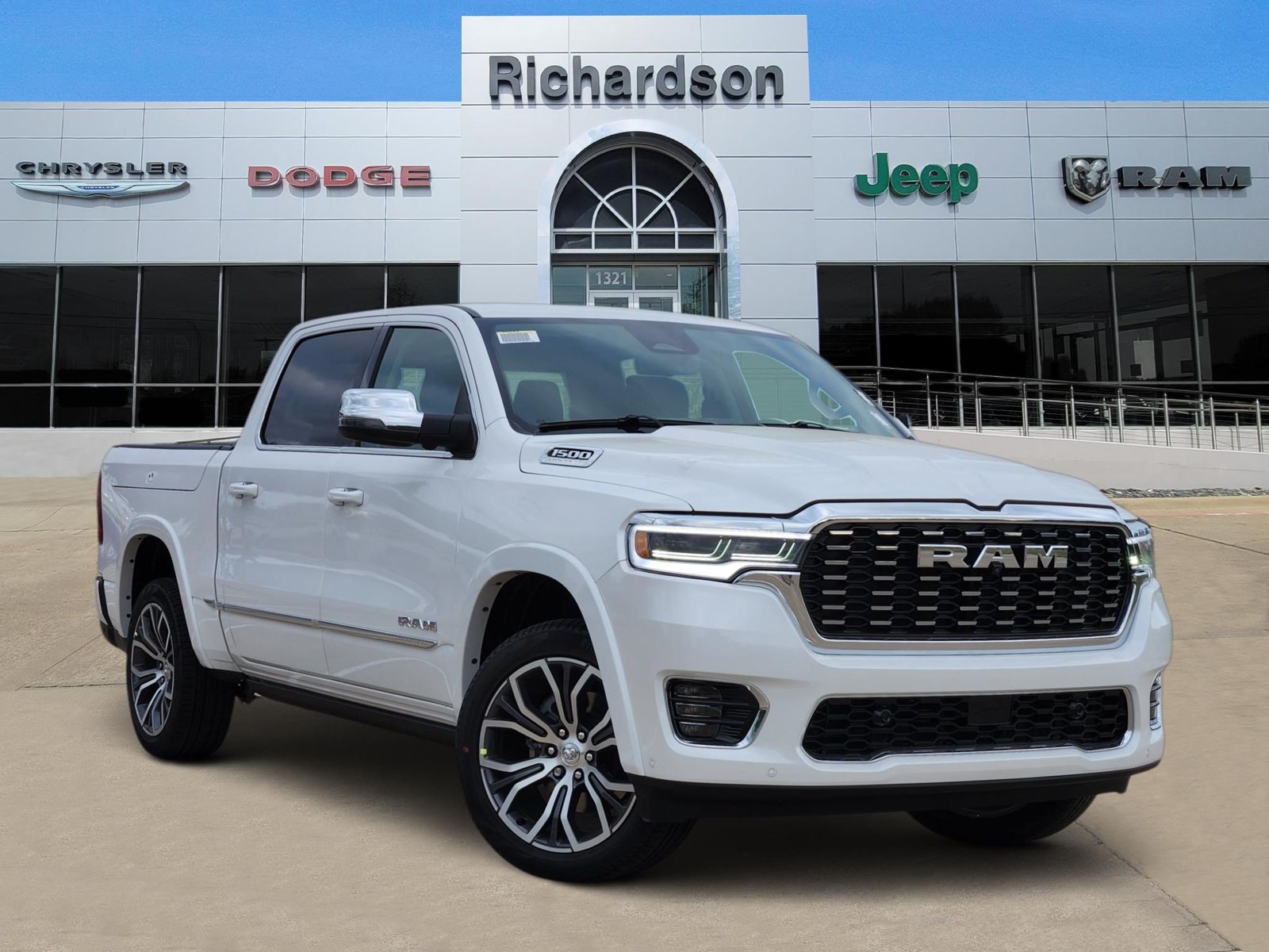2027 Ram 1500 TUNGSTEN CREW CAB 4X4 5'7 BOX Pickup
