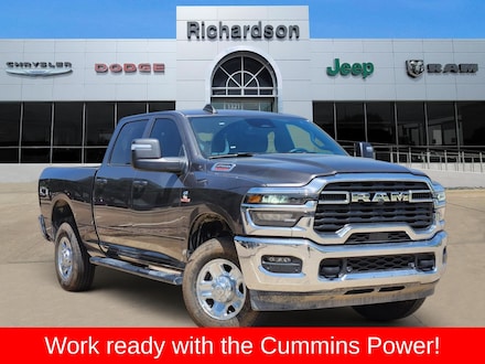 2026 Ram 2500 TRADESMAN CREW CAB 4X4 6'4 BOX Pickup