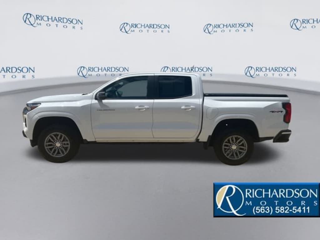 Used 2024 Chevrolet Colorado LT Truck Crew Cab