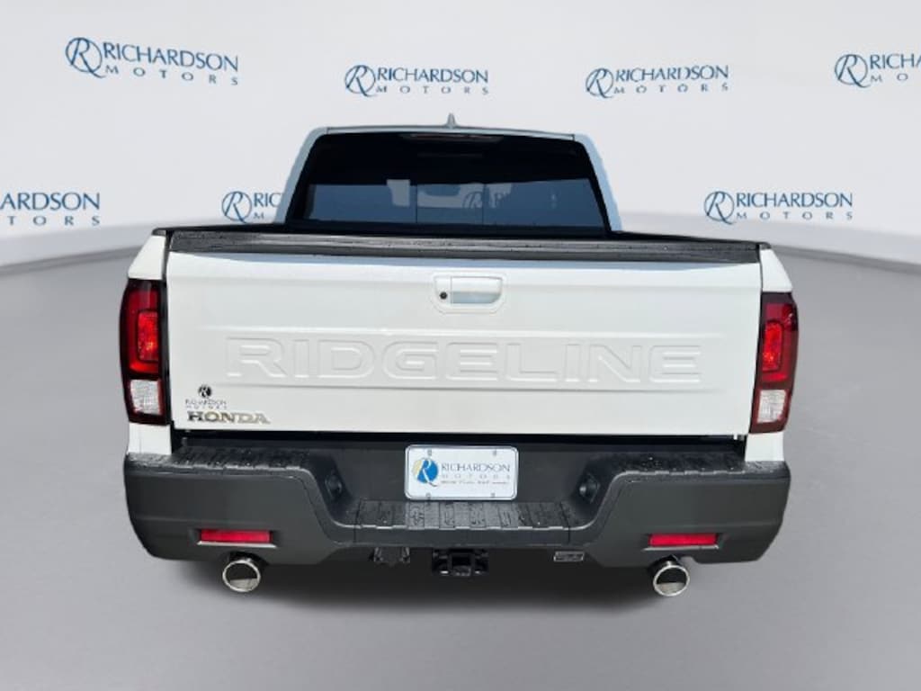 New 2026 Honda Ridgeline RTL Truck Crew Cab
