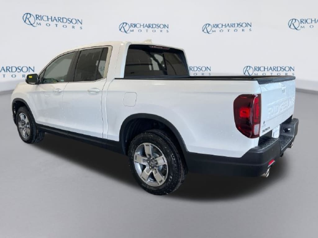 New 2026 Honda Ridgeline RTL Truck Crew Cab