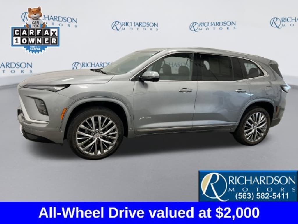 Used 2025 Buick Enclave Avenir SUV