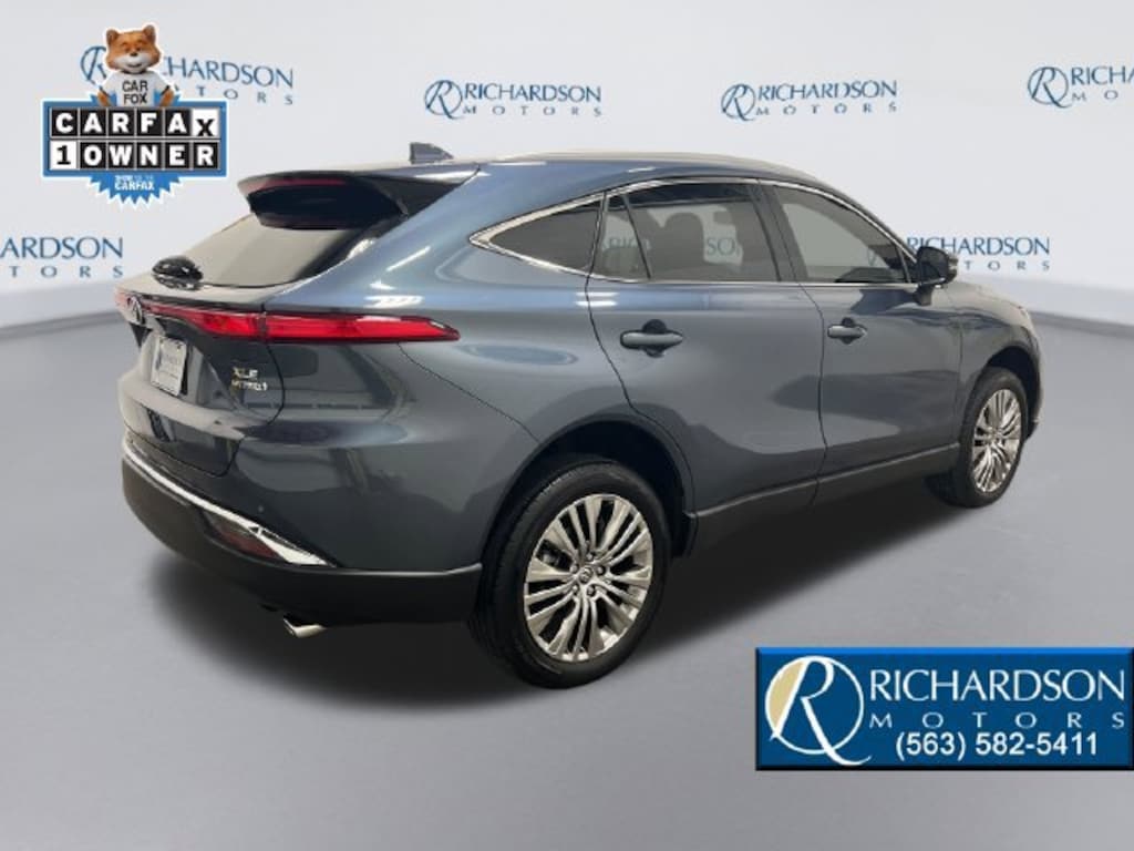 Used 2022 Toyota Venza XLE XLE AWD