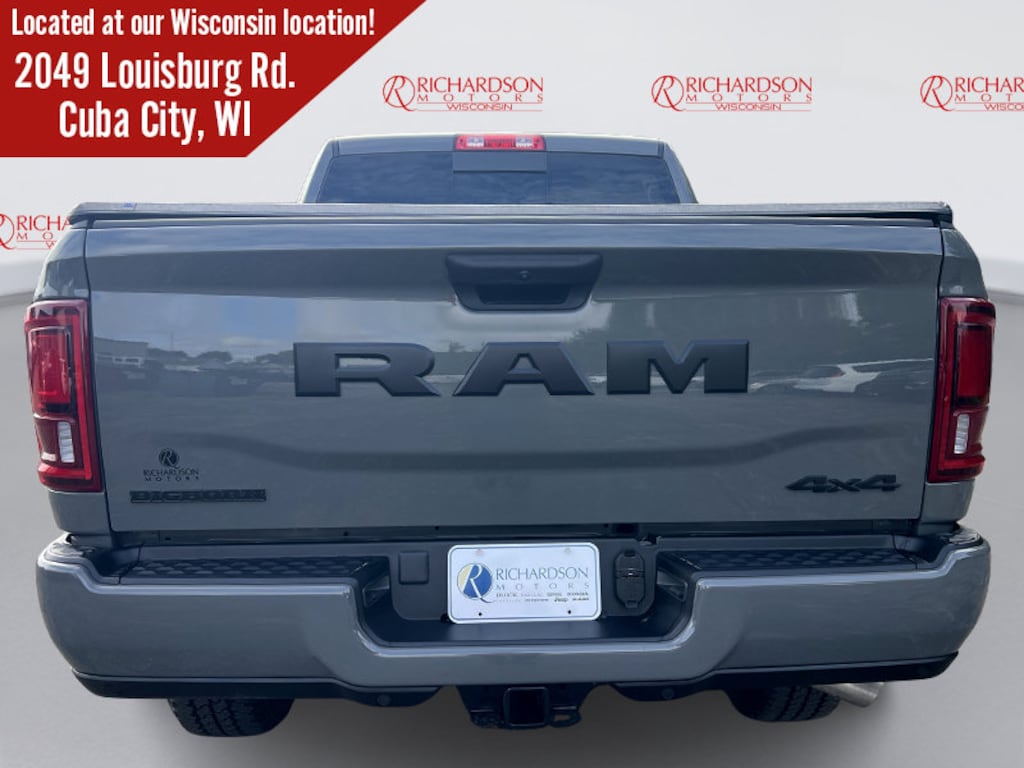 New 2027 Ram 3500 BIG HORN CREW CAB 4X4 6'4 BOX Pickup