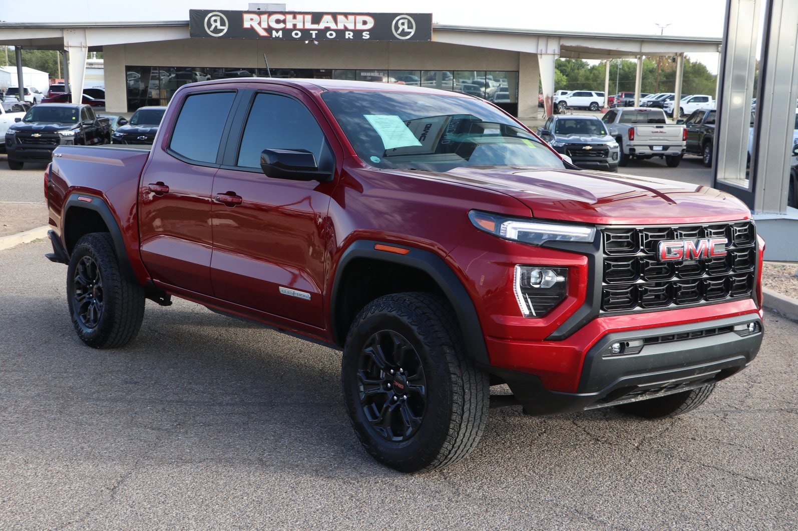 2024 GMC Canyon