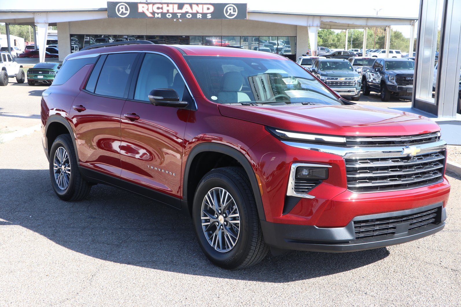 2027 Chevrolet Traverse LT