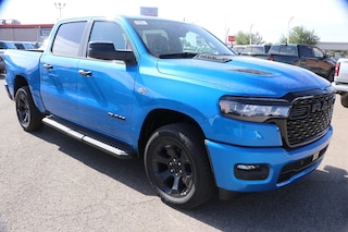 2026 Ram 1500 EXPRESS CREW CAB 4X4 5'7 BOX Pickup