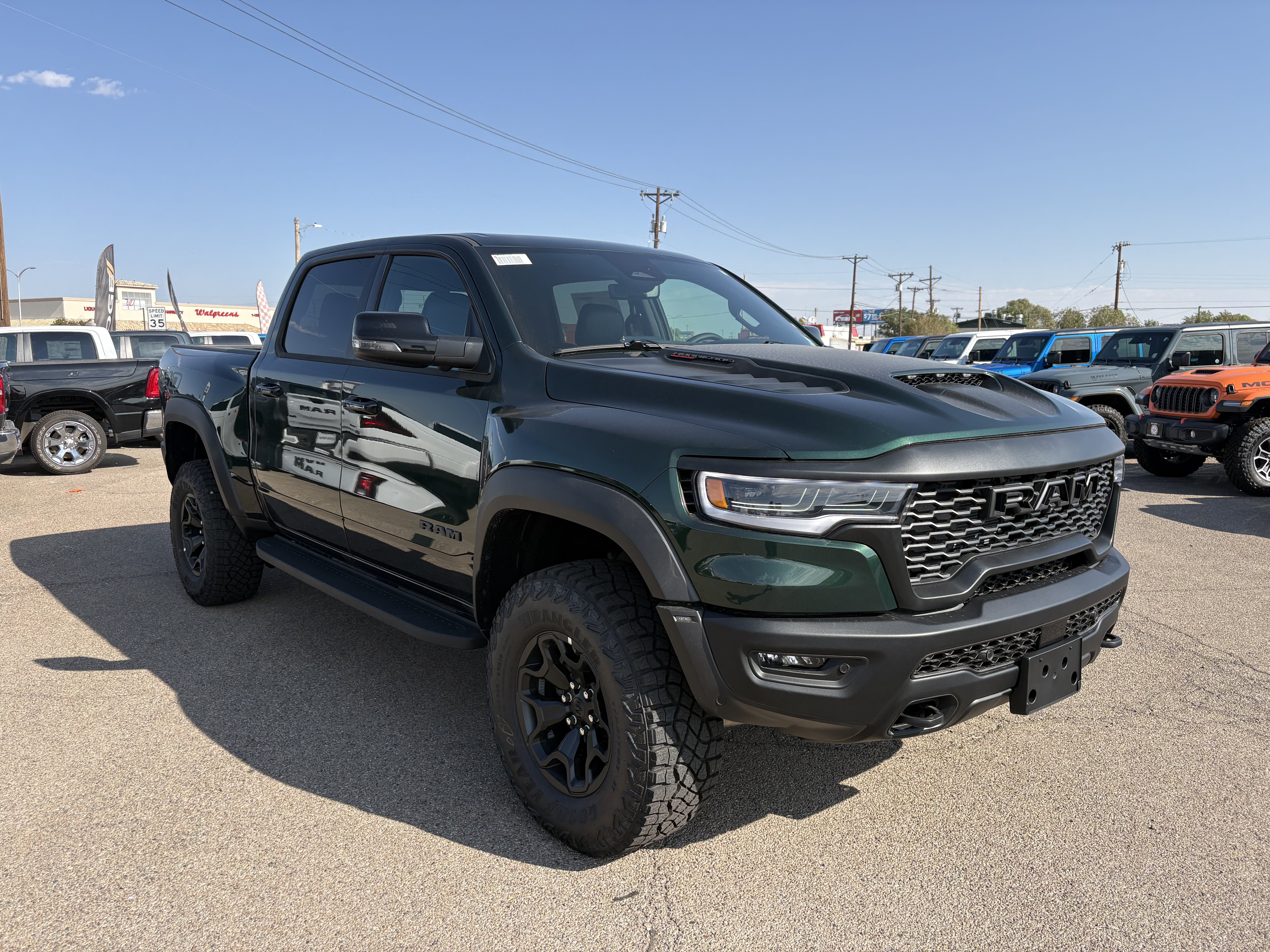 2026 Ram 1500 RHO CREW CAB 4X4 5'7 BOX Pickup