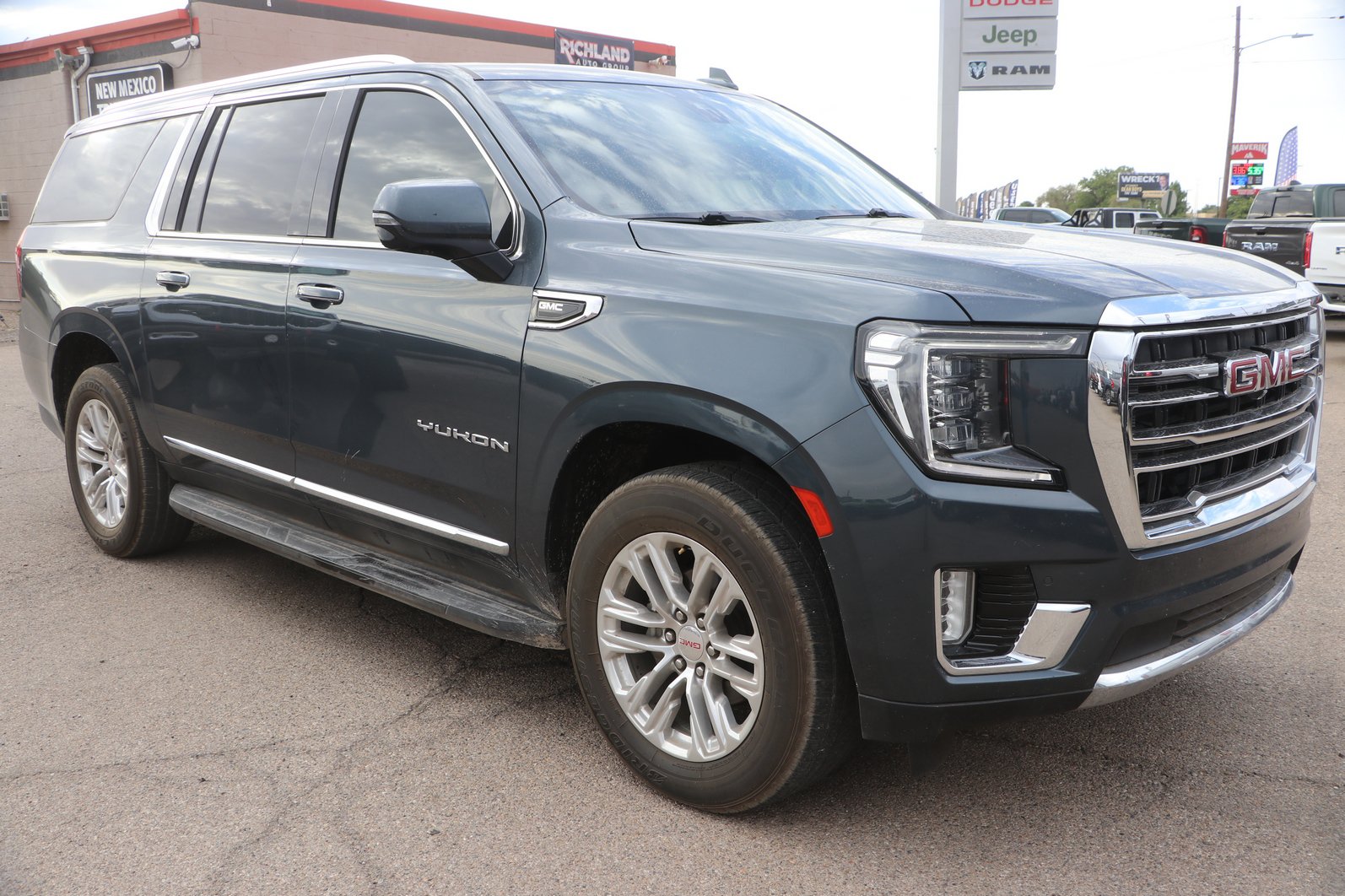 2021 GMC Yukon XL SLT