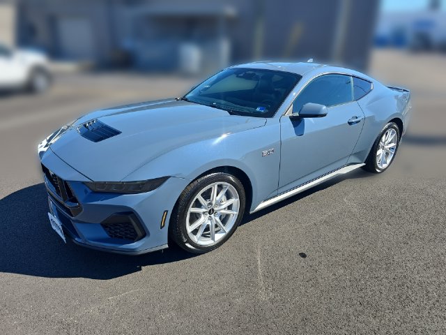 2025 Ford Mustang Coupe 
