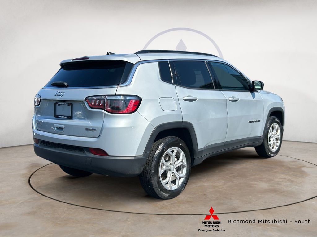 Used 2024 Jeep Compass Latitude SUV