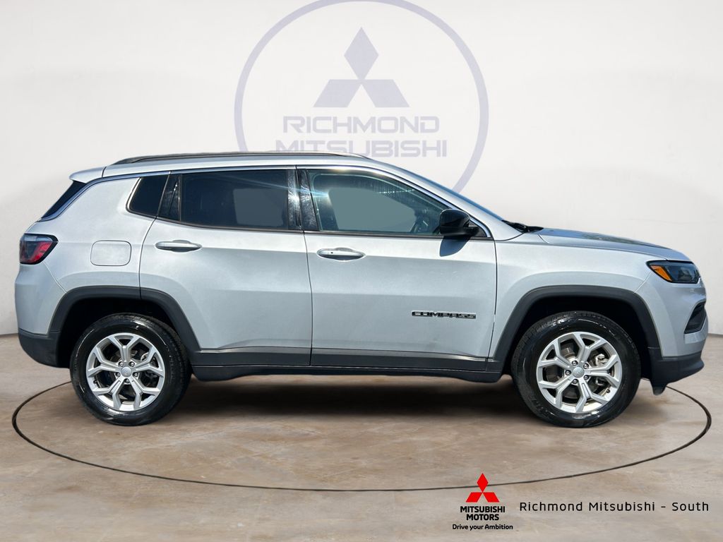 Used 2024 Jeep Compass Latitude SUV