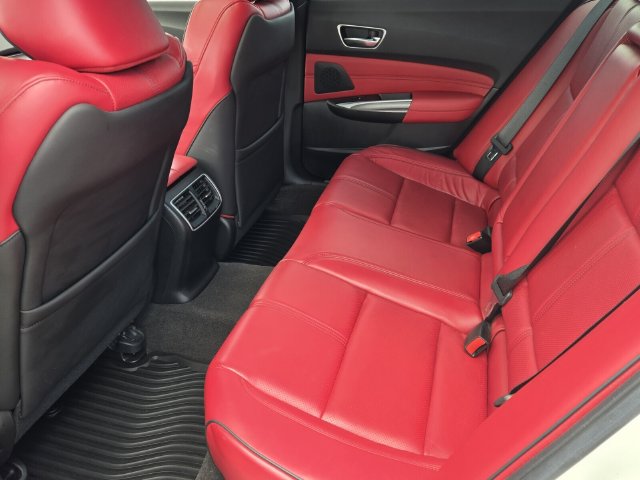 2020 Acura TLX - Photo 11