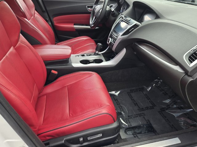 2020 Acura TLX - Photo 16