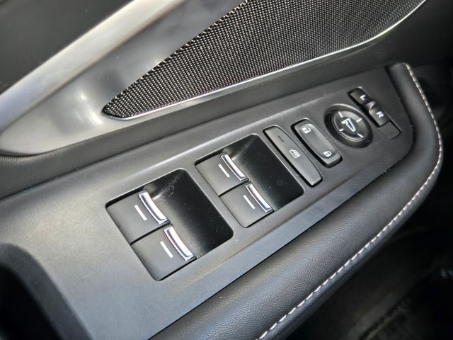 2025 Acura RDX Base - Photo 26