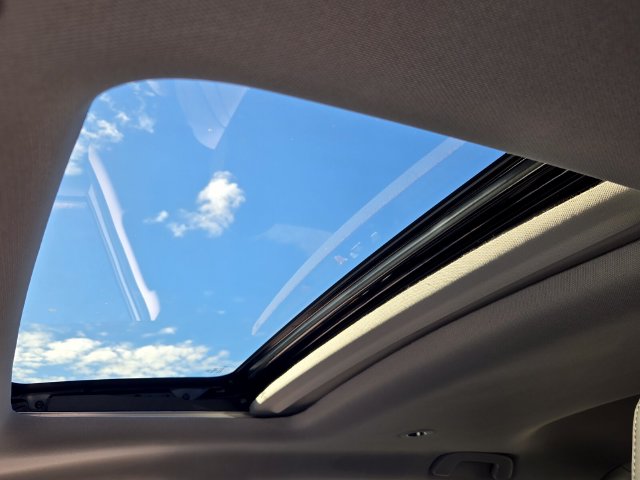 2025 Acura ADX Base - Photo 17