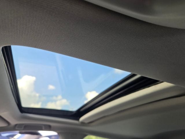 2025 Acura Integra Base - Photo 17