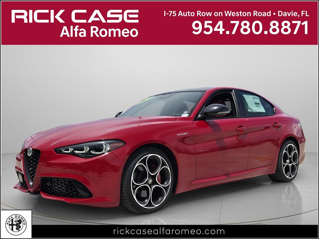 2025 Alfa Romeo Giulia Sedan 