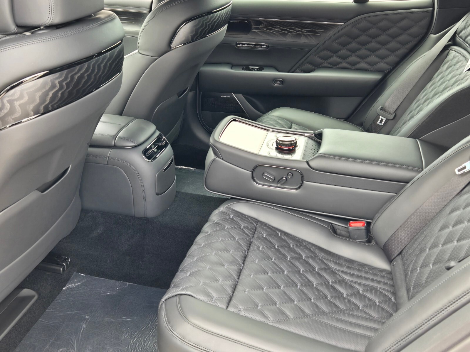 2026 GENESIS G90 Prestige Black - Photo 6
