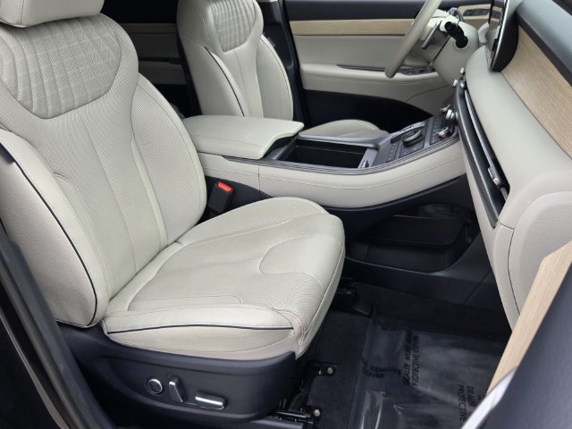 2024 Hyundai Palisade Limited - Photo 16