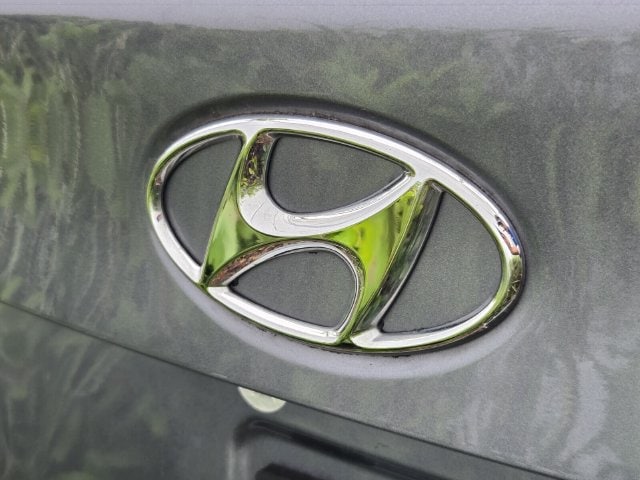 2018 Hyundai Accent SE - Photo 8