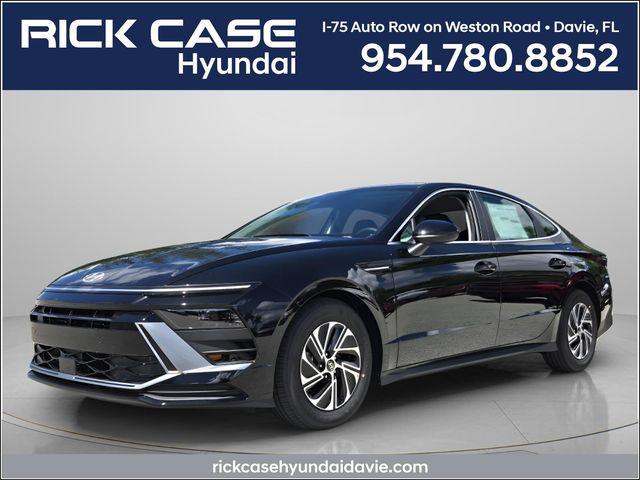 2026 Hyundai Sonata Hybrid Blue
