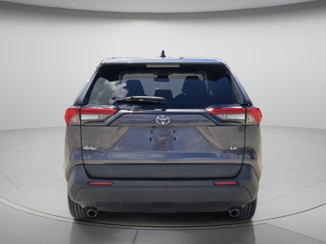 2024 Toyota RAV4 LE - Photo 5