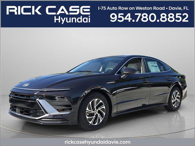 2026 Hyundai Sonata Hybrid Blue
