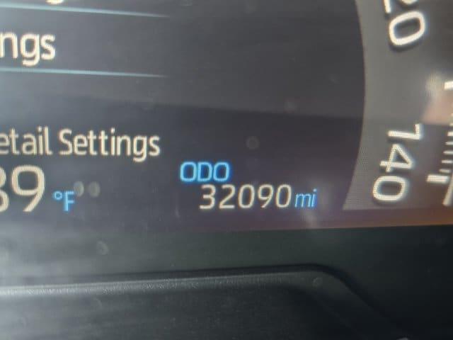 2024 Toyota RAV4 LE - Photo 24