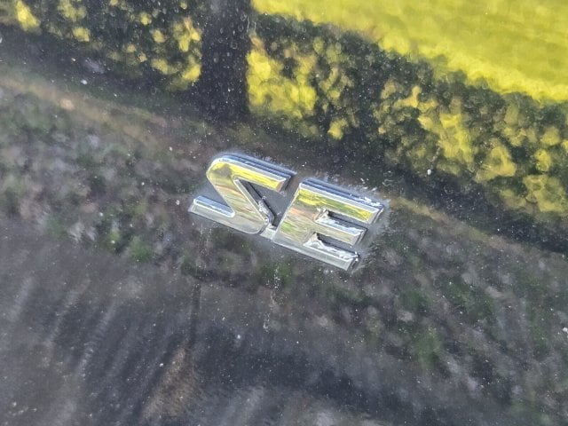 2018 Toyota RAV4 SE - Photo 7