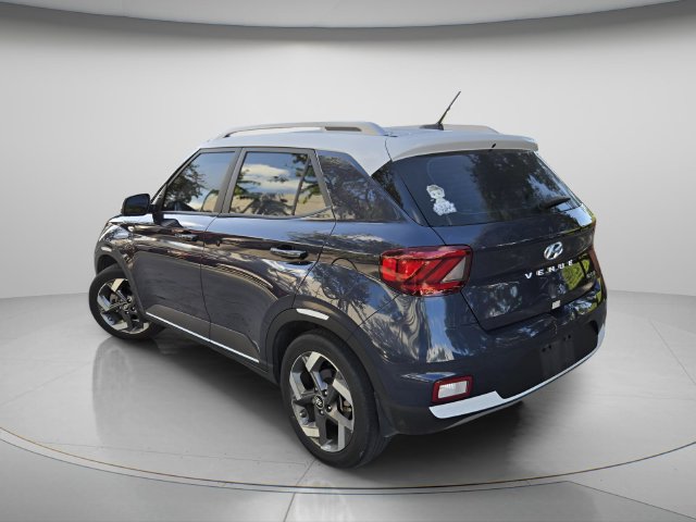 2024 Hyundai Venue Limited - Photo 7