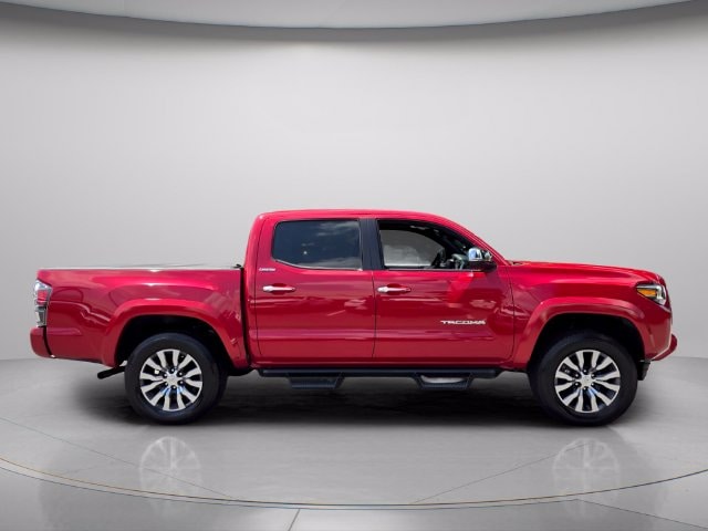 2022 Toyota Tacoma Limited - Photo 8