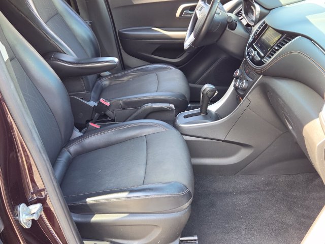2020 Chevrolet Trax LT - Photo 19