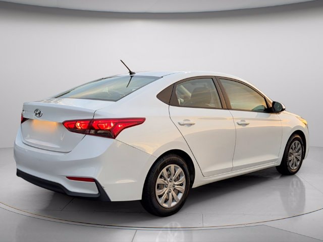 2021 Hyundai Accent SE - Photo 7