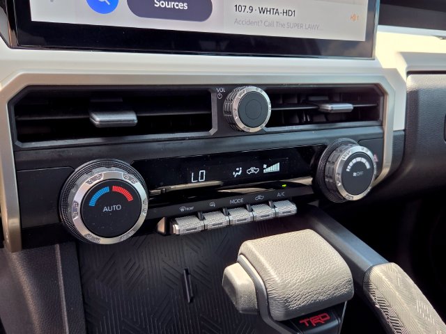 2024 Toyota Tacoma TRD Sport - Photo 20