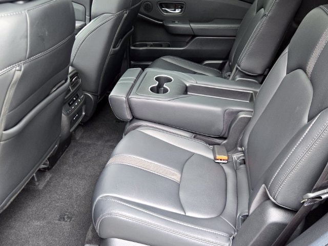 2025 Honda Pilot Touring - Photo 12