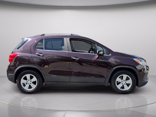 2020 Chevrolet Trax LT - Photo 6