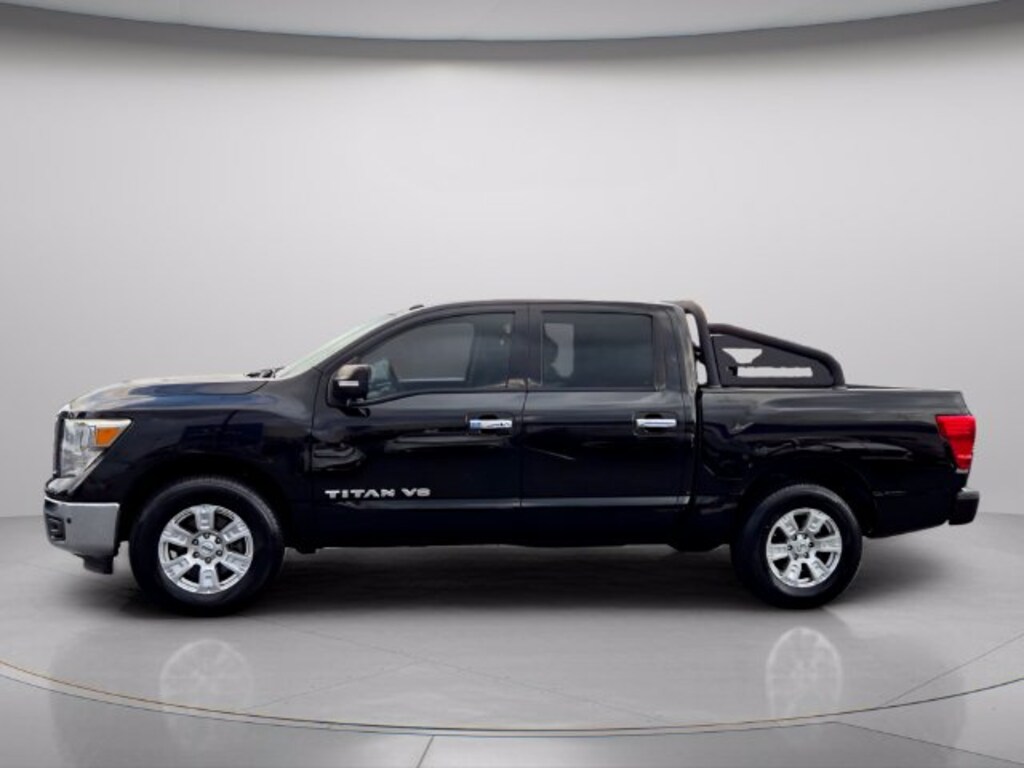 Used 2018 Nissan Titan SV Truck