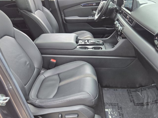 2025 Honda Pilot Touring - Photo 19