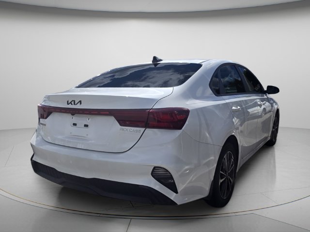 Used 2024 Kia Forte LXS Sedan
