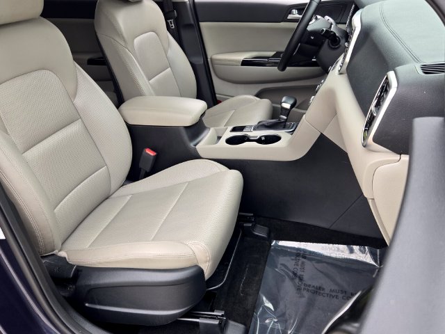 2022 Kia Sportage EX - Photo 16