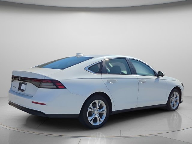 2024 Honda Accord LX - Photo 7
