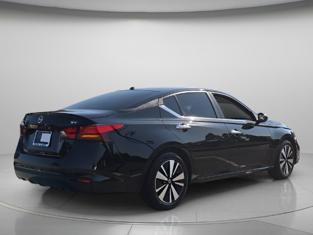 2021 Nissan Altima SV - Photo 7