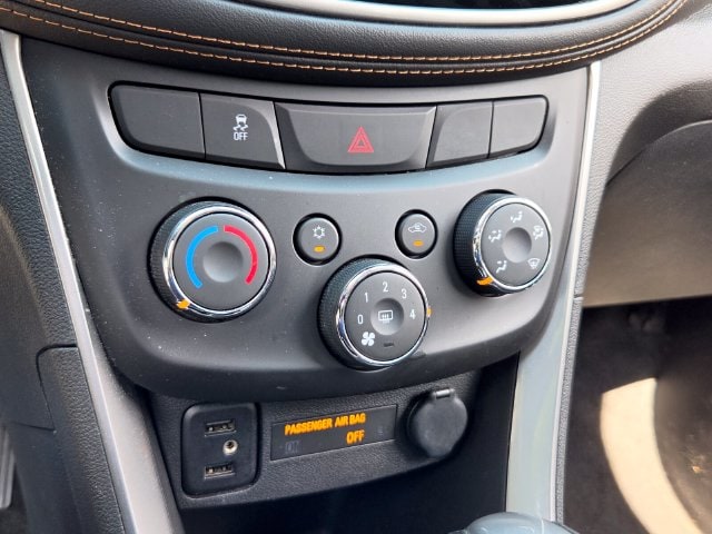 2020 Chevrolet Trax LT - Photo 22