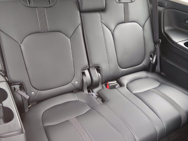 2025 Honda Pilot Touring - Photo 18