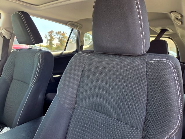 2016 Toyota RAV4 XLE - Photo 10